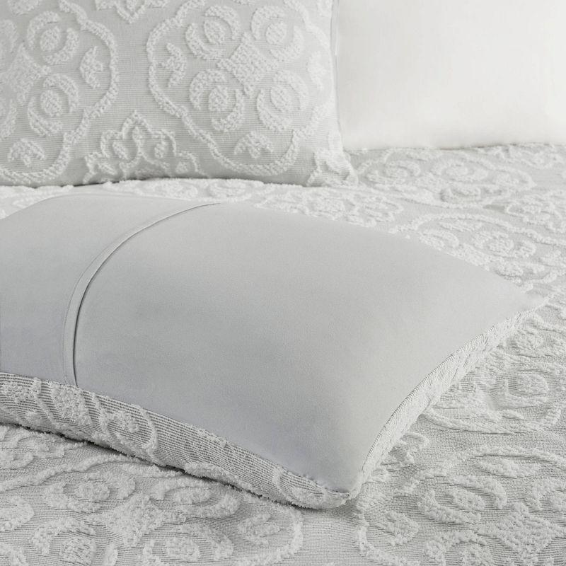 Gray and White Tufted Medallion Full/Queen Duvet Cover Set