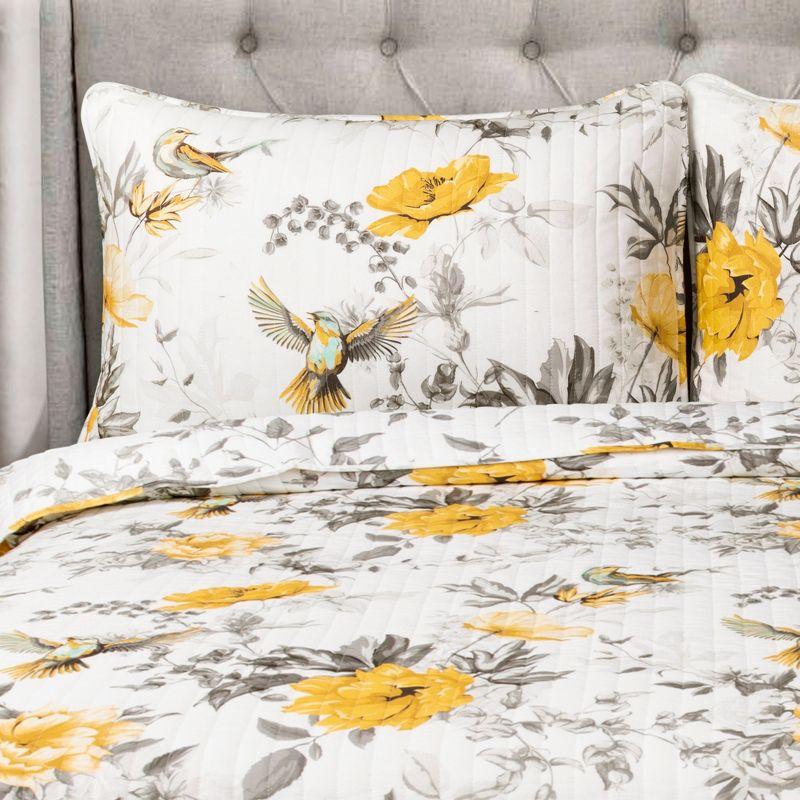 Lush Decor Floral Reversible Quilt Set