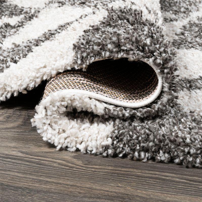 4'x6' Alcudia Geometric Shag Area Rug, Beige/Dark Gray - JONATHAN Y