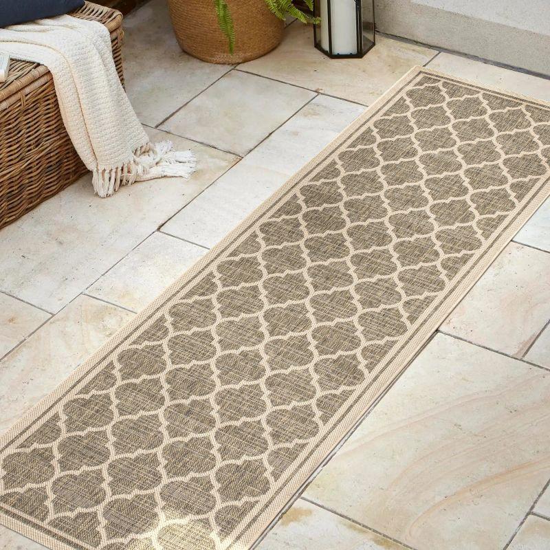 Trebol Moroccan Trellis Textured Weave Indoor/Outdoor Area Rug - JONATHAN Y