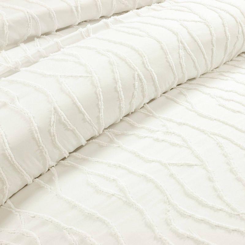 Soft White Jacquard Wave 3-Piece Duvet Cover Set