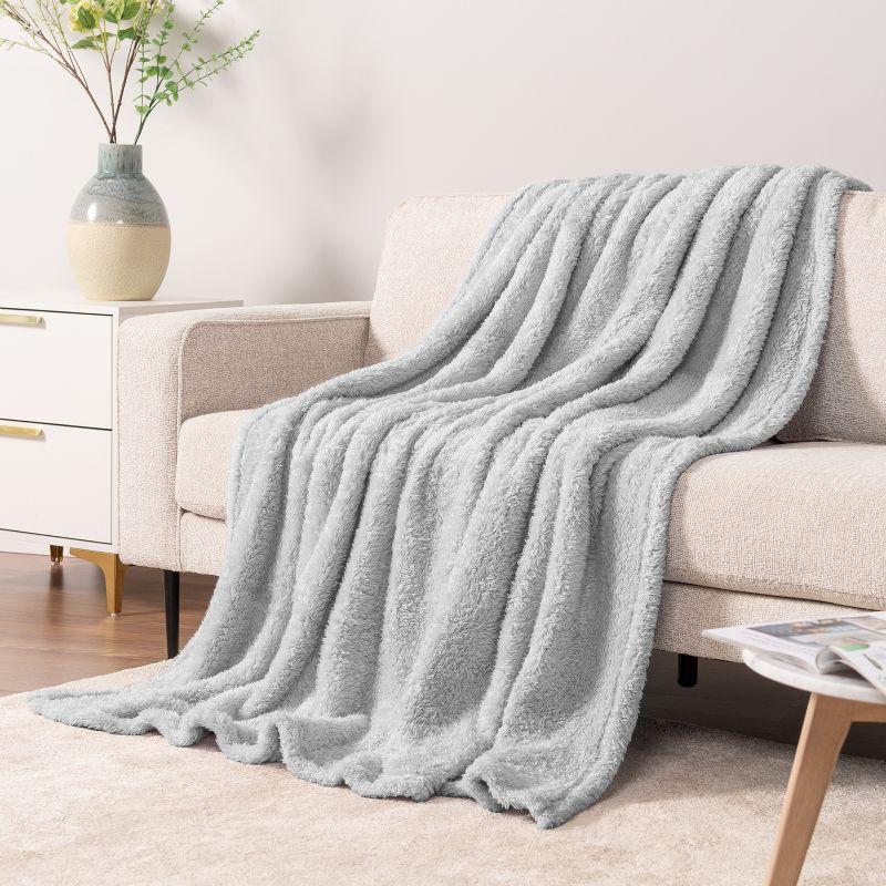 Light Gray Twin Faux Fur Sherpa Fleece Throw Blanket