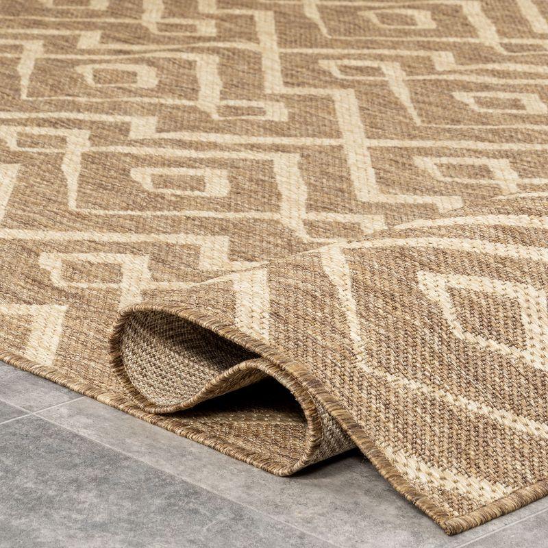 Nuloom Sammi Trellis 5x8 Indoor/Outdoor Area Rug for Living Room Patio Deck Front Porch Kitchen, Brown/Ivory