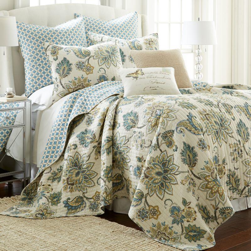 Palladium Grey Floral Quilt Set - One Twin/Twin XL Quilt and One Standard Sham Teal - Levtex Home