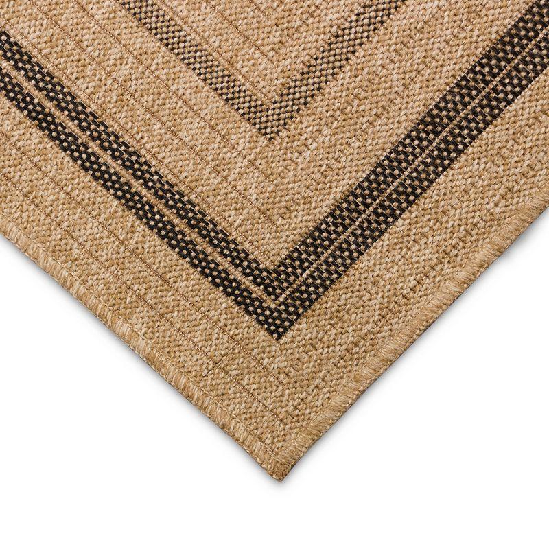 Liora Manne Sahara Multi Border Indoor/Outdoor Rug Natural 6'6" x 9'4"