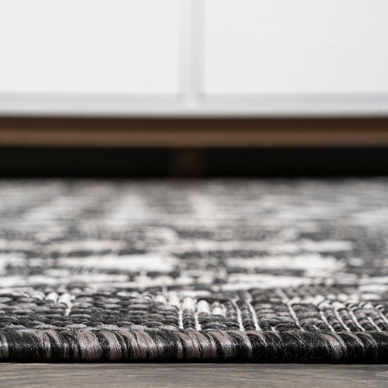 5'x8' Tokay Bohemian Geometric Indoor/Outdoor Area Rug, Black/Ivory - JONATHAN Y