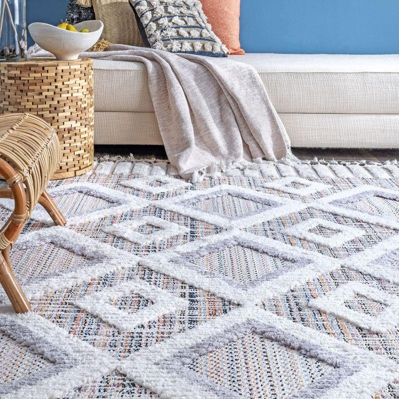 nuLOOM Journey Shaggy Checkered Tiles Tassel Area Rug