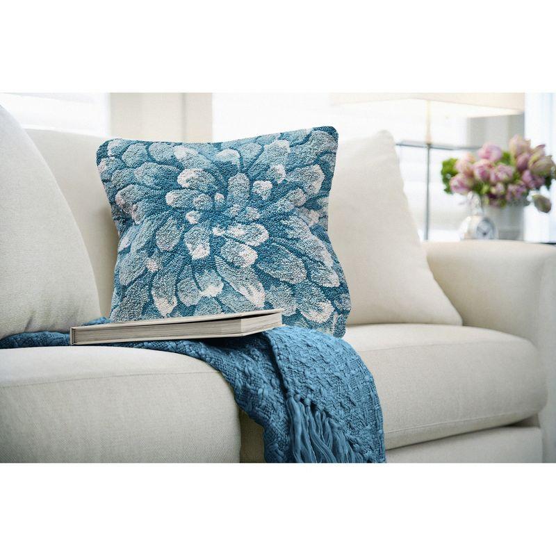 Liora Manne Frontporch Floral Throw Pillow