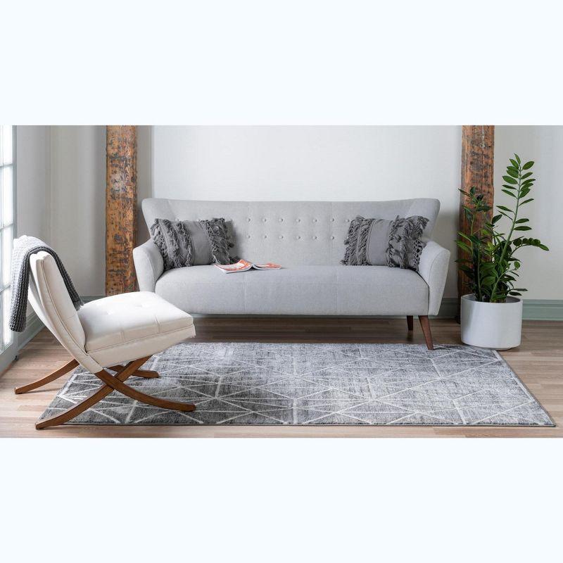 Unique Loom 7' 0 x 10' 0 Gray Matrix Trellis Geometric Area Rug