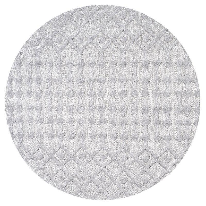 Peralta Moroccan Diamond Indoor/Outdoor Area Rug - JONATHAN Y