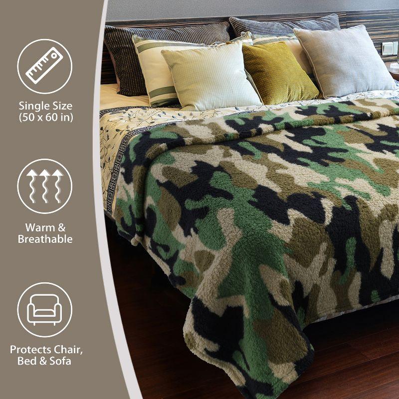 Catalonia Catalonia Camo Sherpa Throw Blanket, Fuzzy Snuggle Blanket for Camping Traveling Couch Bed, 50x60 inches