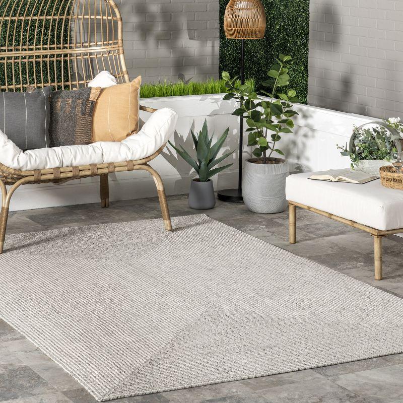 Nuloom Braided Courtney Tassel Indoor/Outdoor Area Rug, Square 8', Ivory