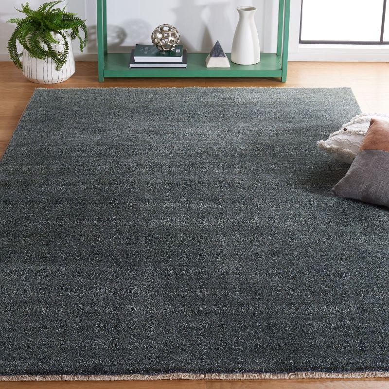 Lasa Round Green Hand-Knotted Easy Care Area Rug