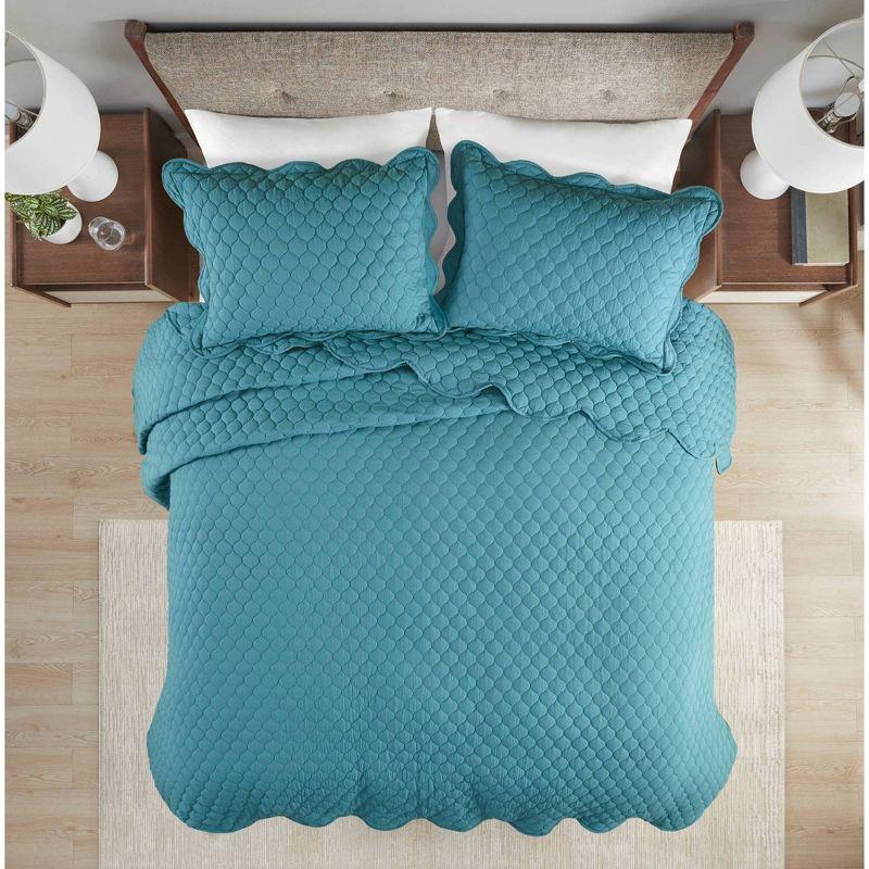 Teal King Reversible Microfiber Quilt Set with Scallop Edges