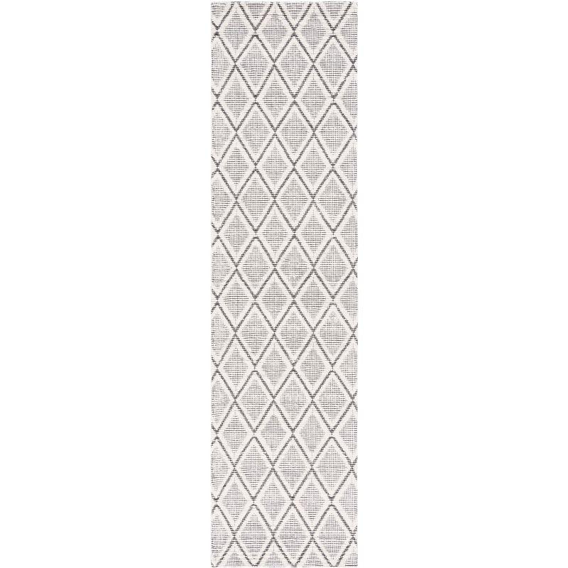 Marbella MRB321 Hand Woven Indoor Runner Rug - Ivory/Black - 2'3"x9' - Safavieh