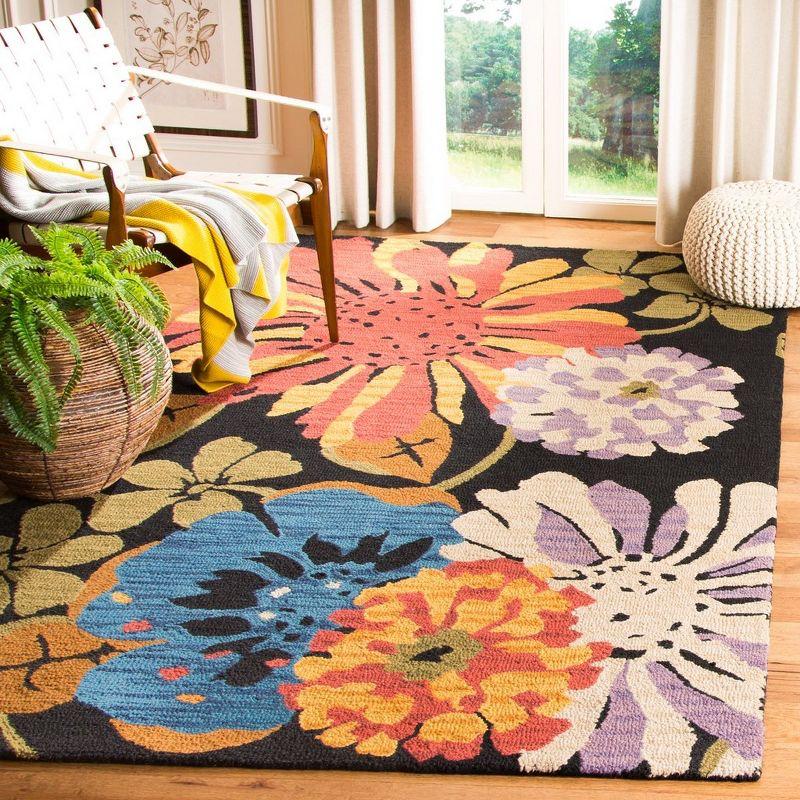 World Menagerie Arber Jardin Hand Tufted Wool Floral Rug