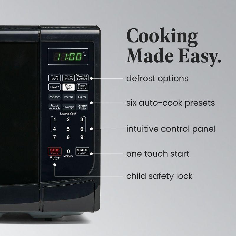 Farberware Farberware Countertop Microwave .7 Cu. Ft. 700-Watt Compact Microwave Oven FMO07ABTBKA