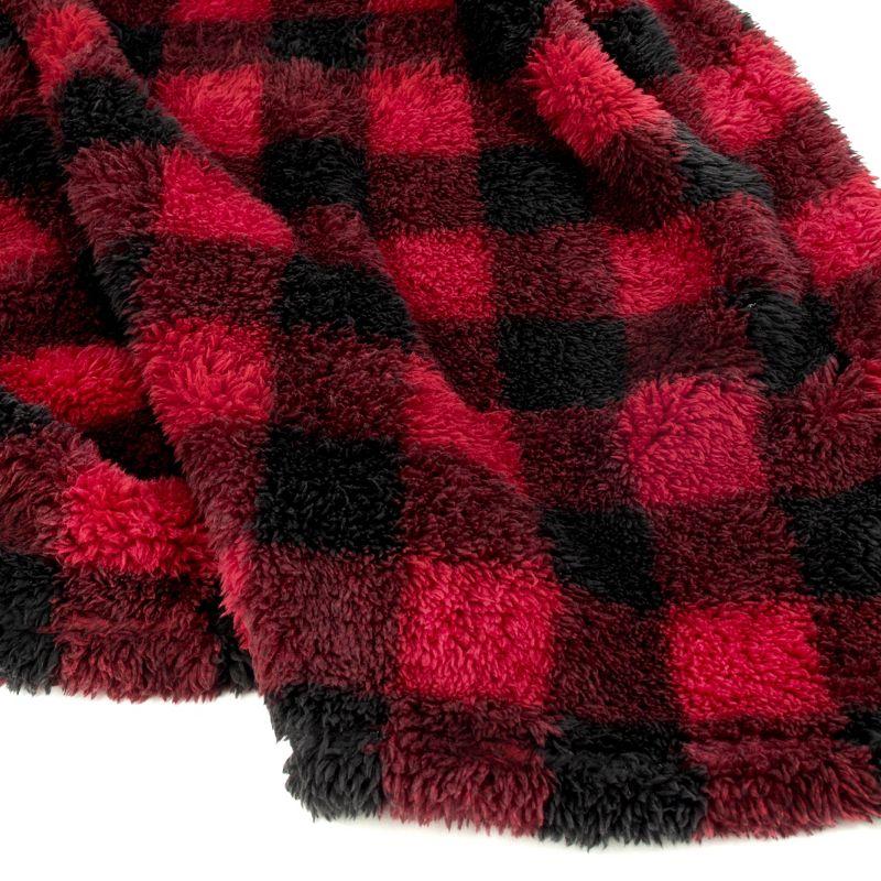 PAVILIA Plush Throw Blanket for Couch Bed, Faux Shearling Blanket and Throw for Sofa Home Decor, Checkered Red/Black/Throw - 50x60