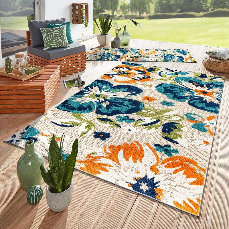 World Rug Gallery Bergamo Contemporary Floral Indoor/Outdoor Area Rug