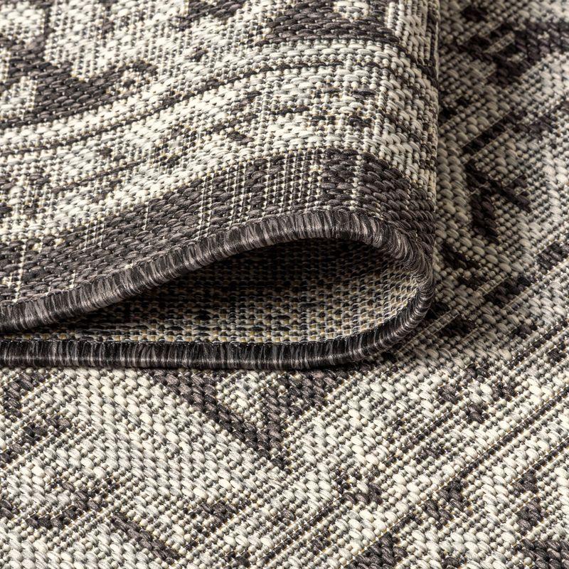 3'x5' Sinjuri Medallion Textured Weave Indoor/Outdoor Area Rug, Gray/Black - JONATHAN Y