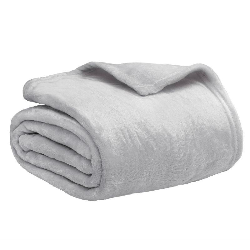 PAVILIA Luxury Fleece Blanket Throw for Bed, Soft Lightweight Plush Flannel Blanket for Sofa Couch