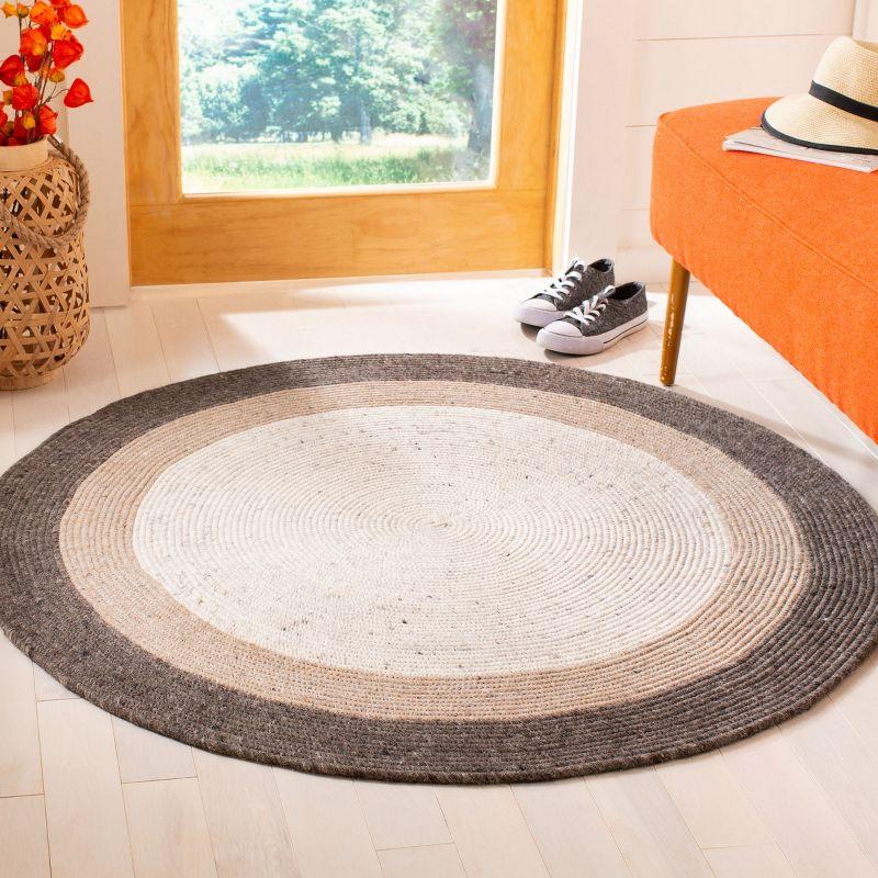 Ivory Elegance 36" Round Braided Wool Area Rug