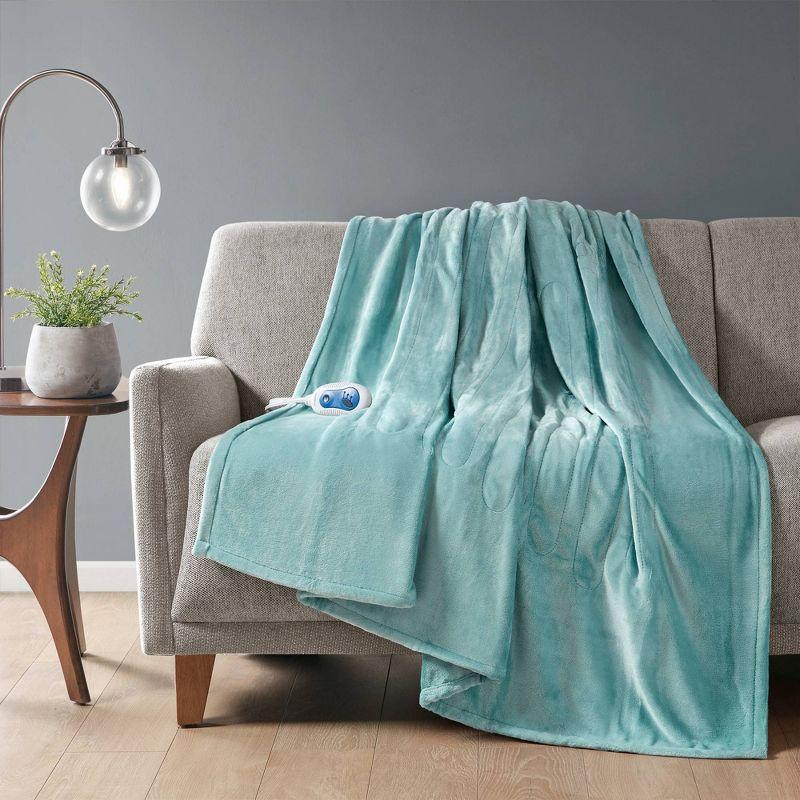 Heated Plush Oversized Throw