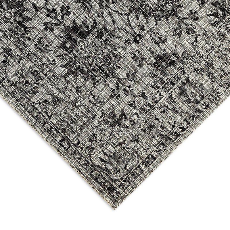 Liora Manne Carmel Vintage Floral Indoor/Outdoor Rug Black 7'10" Round