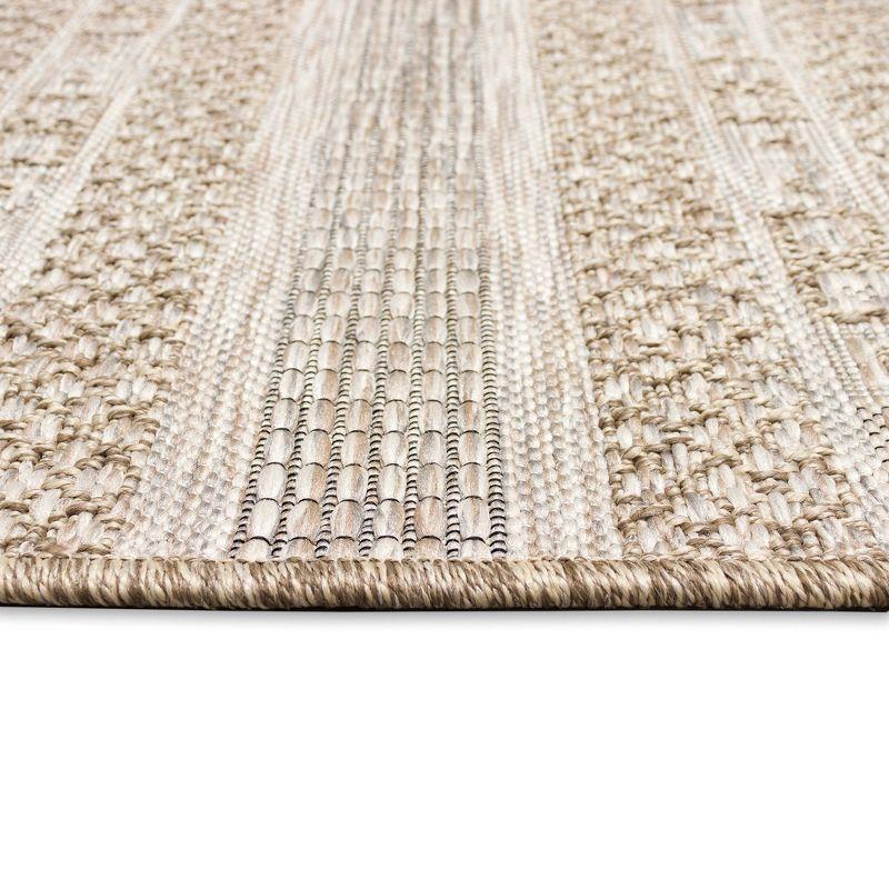 Liora Manne Orly Stripes Indoor/Outdoor Rug..