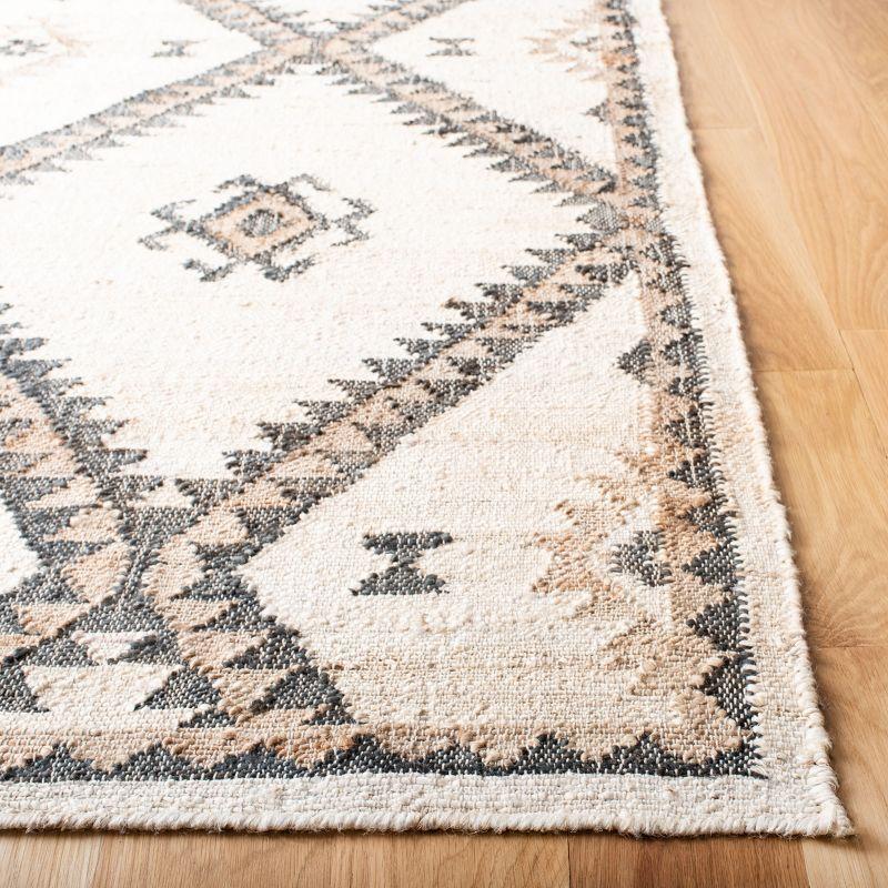 Kilim KLM761 Hand Woven Area Rug - Ivory/Black - 7'x7' - Safavieh.
