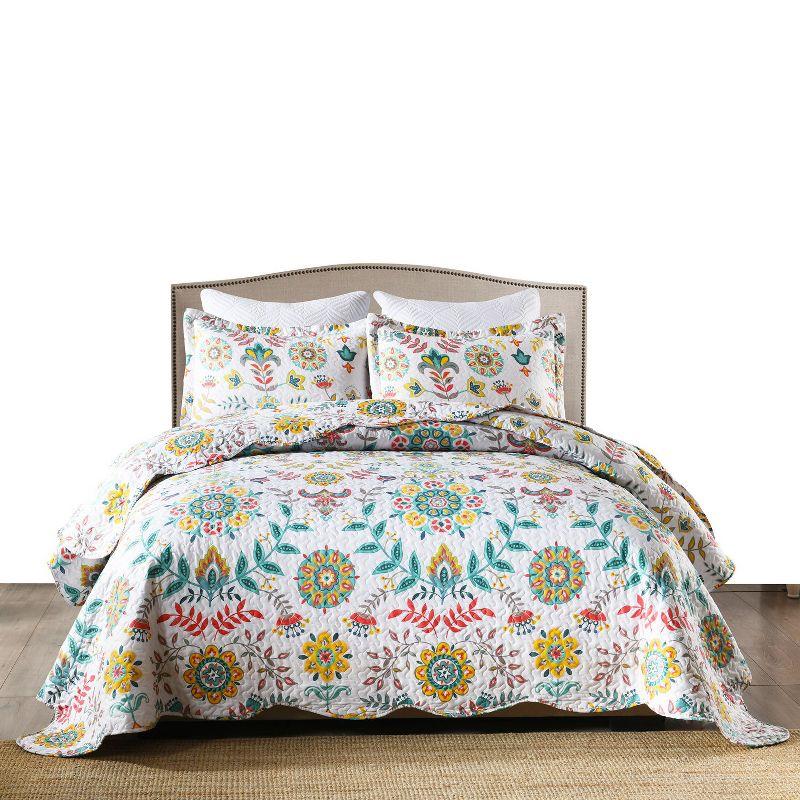 MarCielo Bohemian Floral Quilt Set
