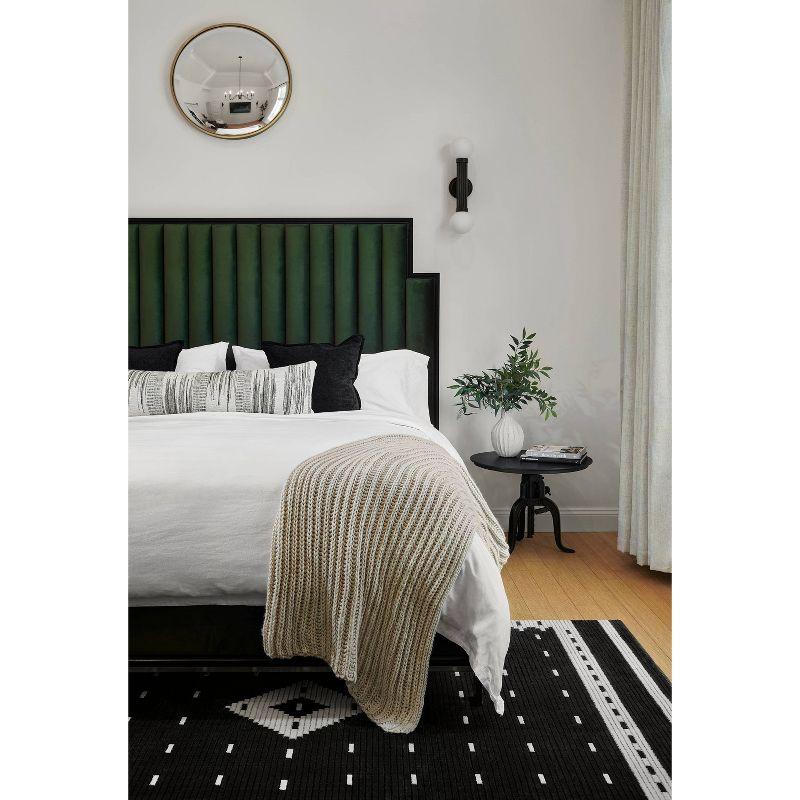 Momeni Noho Levi Machine Loomed Rug Black