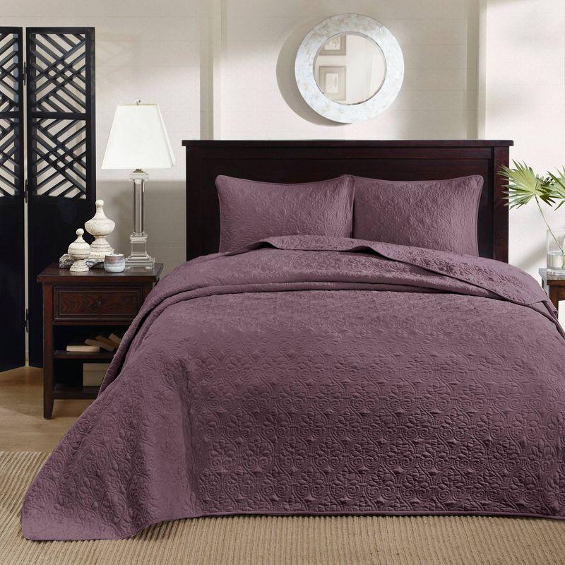 Quebec Reversible Coverlet Set