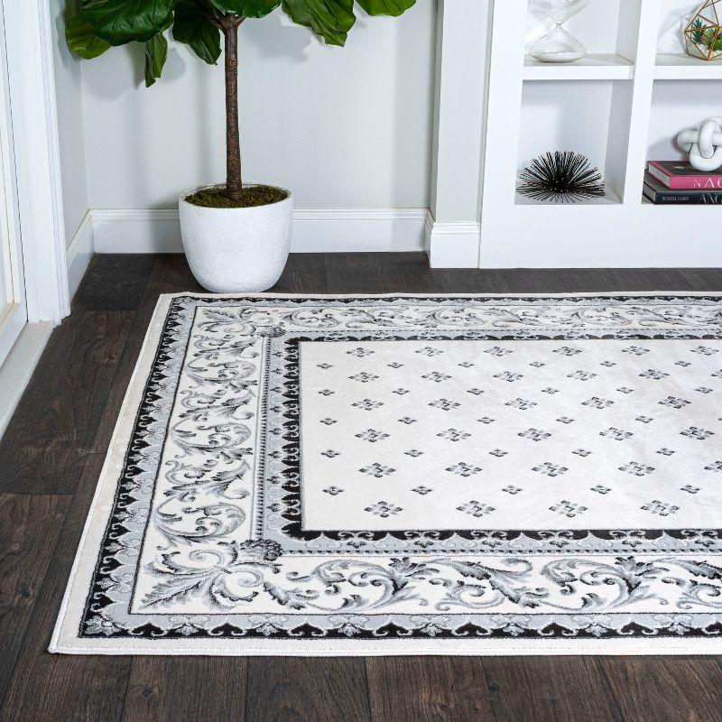 3'x5' Acanthus French Border Area Rug, Cream/Light Gray - JONATHAN Y