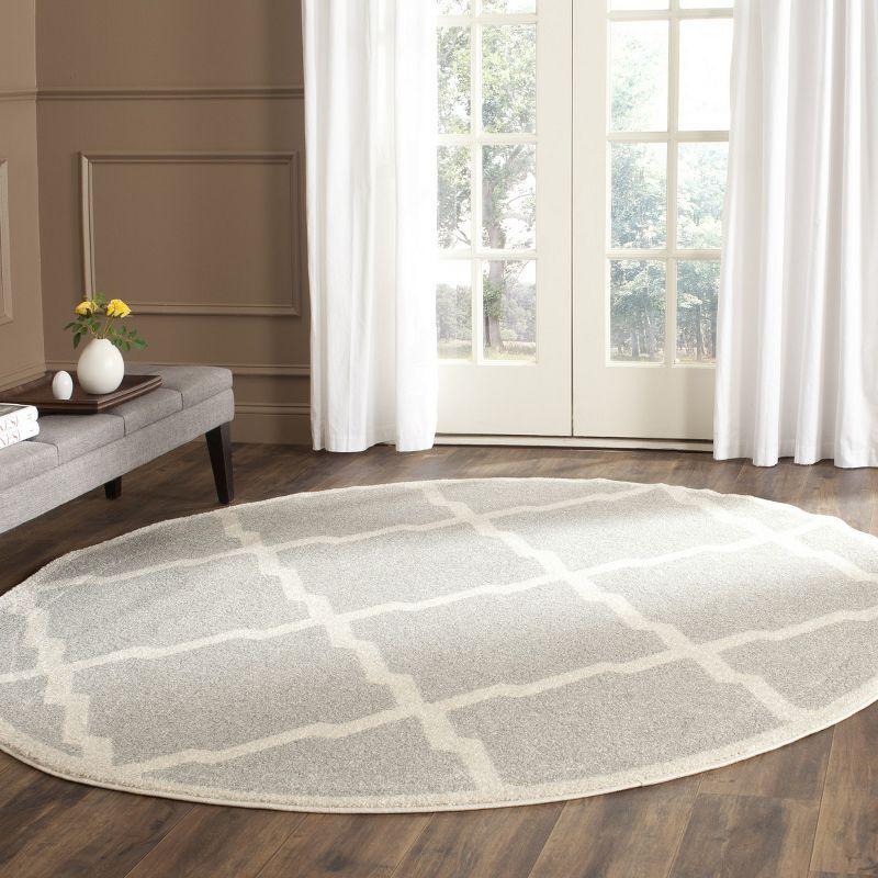 Loomed Geometric Light Grey & Beige Cotton Blend Round Rug