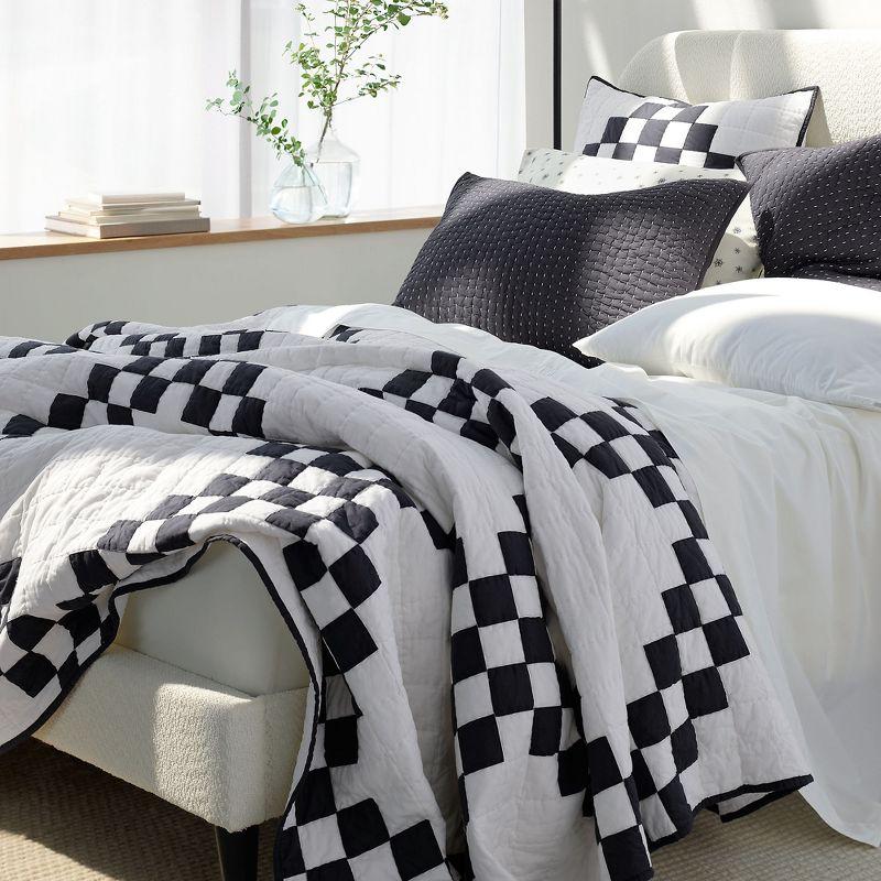 Lands' End Irish Chain Quilt - Full - Black Slate Irish Chain