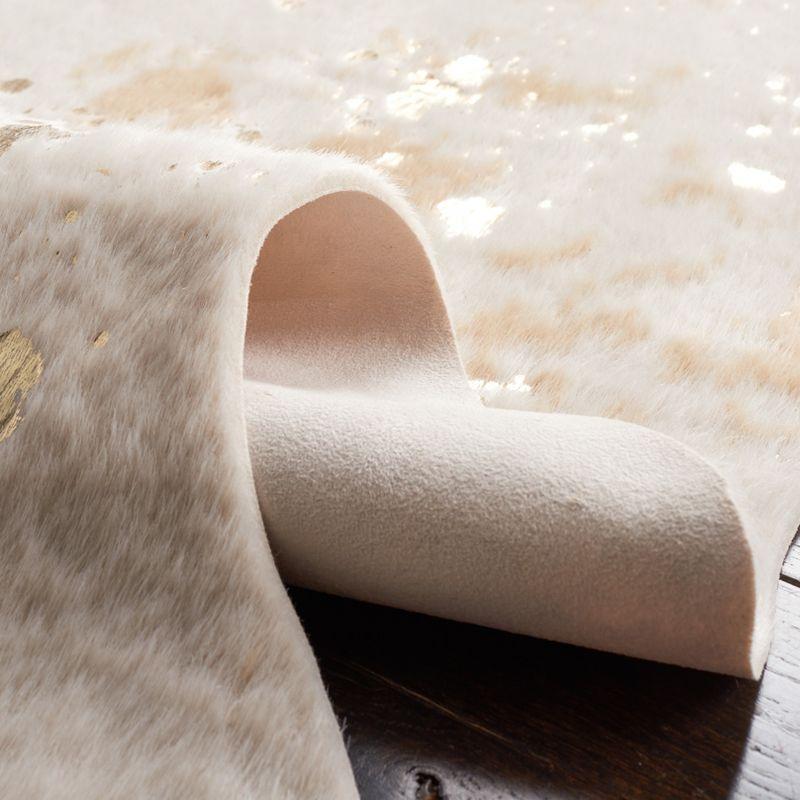 Faux Cowhide FCH207 Power Loomed Indoor Area Rug - Beige/Gold - 6'x8' - Safavieh