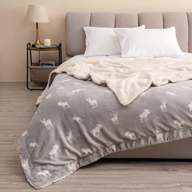 Twin Grey Moose Velvet Plush Fleece Reversible Sherpa Blanket