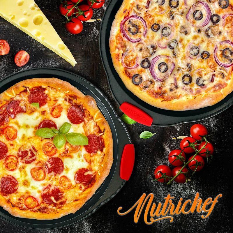 NutriChef Non-Stick Pizza Tray - with Silicone Handle, Round Steel Non-stick Pan with Perforated Holes, Premium Bakeware, Pizza Tray