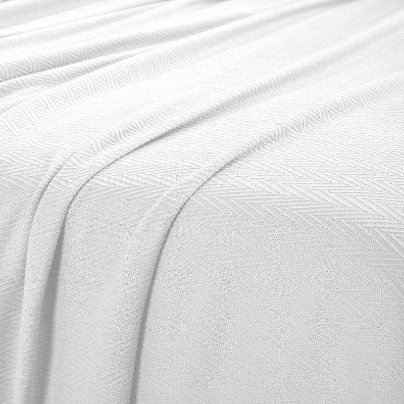 Chevron Zig-Zag Cotton Blanket, King, White - Blue Nile Mills