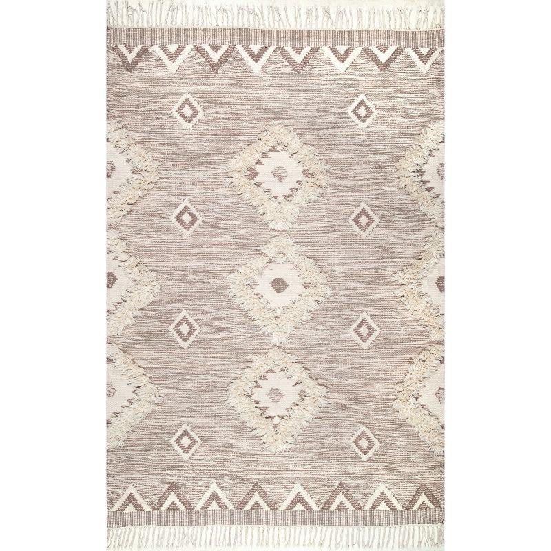 nuLOOM Savannah Moroccan Tasseled Wool Area Rug