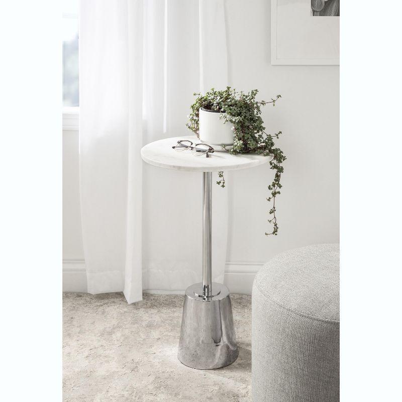 Tira 17'' White Marble and Silver Metal Round Side Table