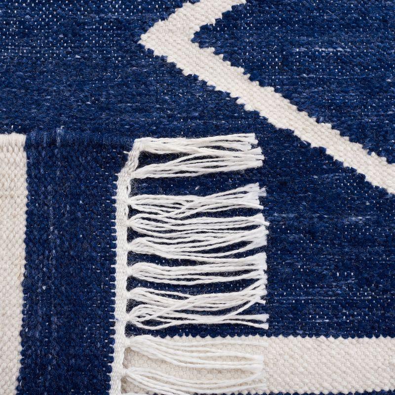 Kilim With Fringes KLM764 Flat weave Area Rug - Navy/Ivory - 4'x6' - Safavieh
