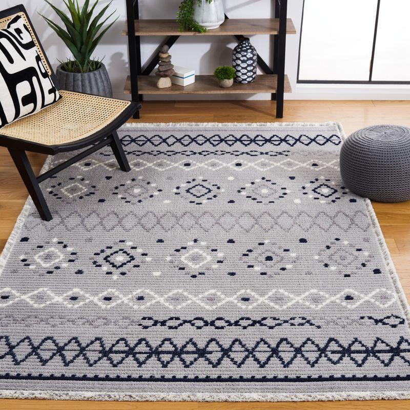 Marrakesh MRK612 Power Loomed Area Rug - Gray/Navy - 6'7"x6'7" - Safavieh.