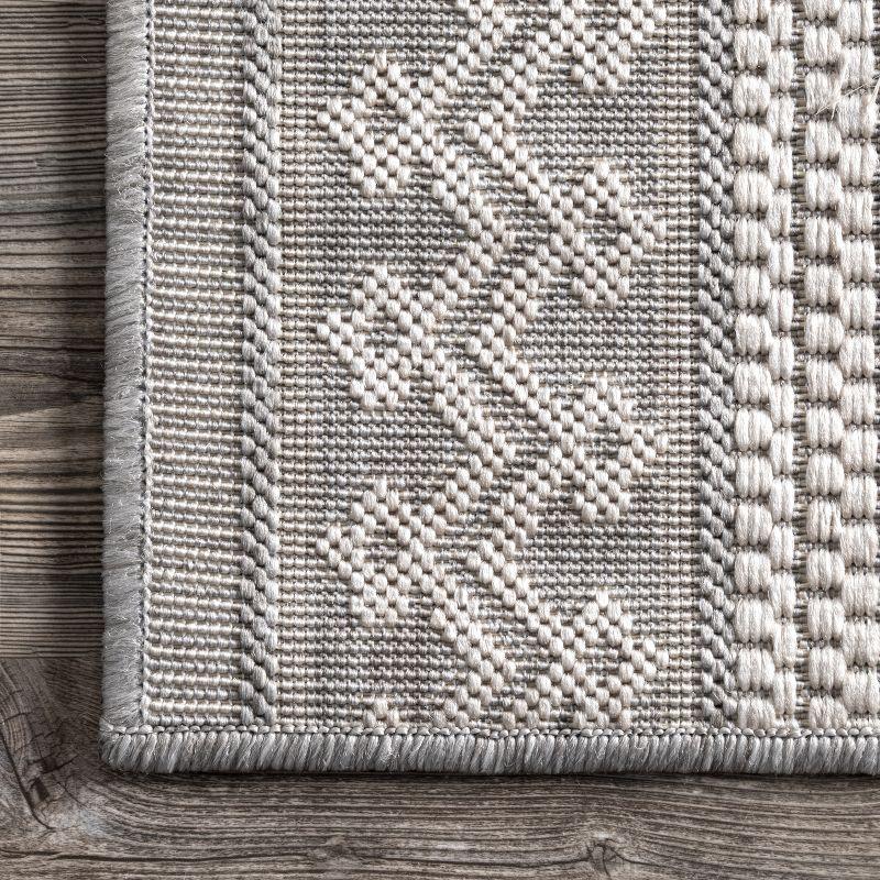 nuLOOM Lowen Global Indoor/Outdoor Area Rug