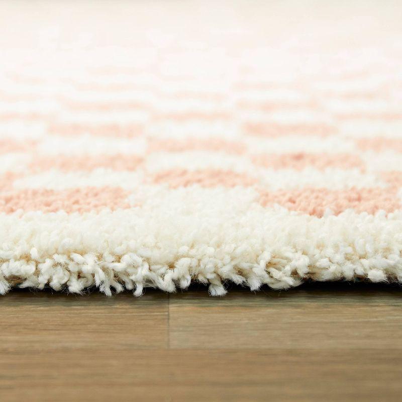 Himalaya Sherpa Pink Geometric 5' x 7' Shag Area Rug