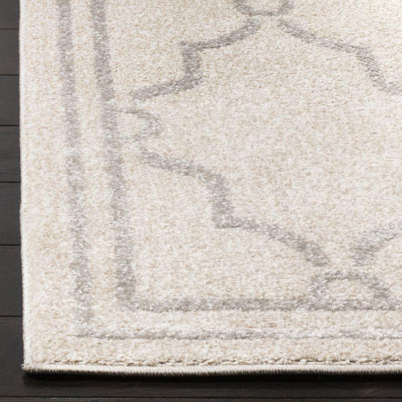 Amherst AMT414 Power Loomed Indoor Accent Rug - Ivory/Light Grey - 3'x5' - Safavieh