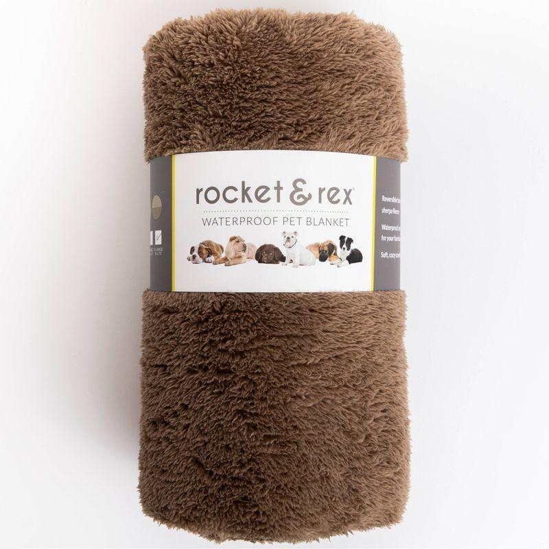 rocket & rex Waterproof Reversible Dog and Cat Blanket