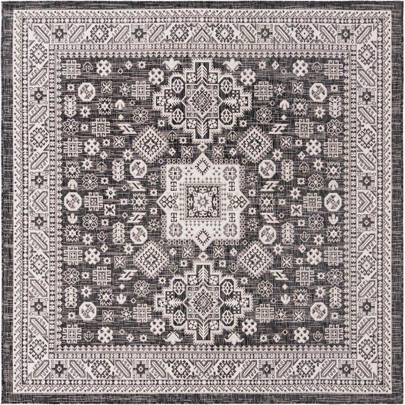 Unique Loom Outdoor Aztec Chalca Border Woven Area Rug