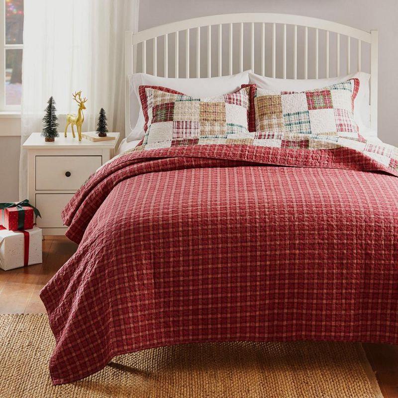 Oxford Plaid Reversible Quilt Set